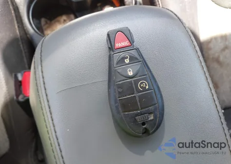 2014 Jeep Cherokee Latitude из США, поврежденный, VIN 1C4PJMCS0EW296402